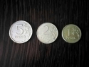 Долгожданная пенсия огорчила астраханку: половина денег была фальшивой