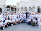 Губернатор Астраханской области встретился с участниками фестиваля «Поют дети России»