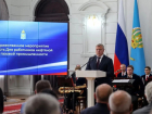 В Астраханской области работников нефтегазовой отрасли поздравили с профессиональным праздником