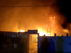 В центре Астрахани сгорели два деревянных дома
