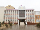 В Астрахани преступники напали на полицейского, когда он их поймал с поличным
