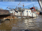 Затонувший в Астраханской области «Альбатрос» загрязнил реку Кизань