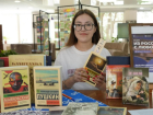 «Из России, с любовью!»: астраханцы подарили иностранцам книги русских классиков