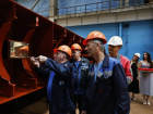В День кораблестроения на астраханском заводе заложили киль уникальных сухогрузов России