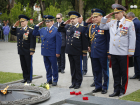 В Астрахани прошла церемония возложения венков к Обелиску воинам Великой Отечественной войны