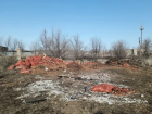 На севере Астраханской области обнаружили свалку репчатого лука