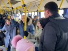 В Астрахани водителя автобуса поймали за продажей просроченных билетов
