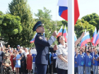 В Астрахани подняли триколор в честь Дня Государственного флага России