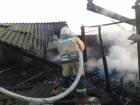 В Астраханской области из-за печей сгорели две хозпостройки