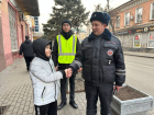 В Астрахани полиция помогла родителям найти потерявшегося на рынке сына