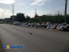 Жителям полсотни частных домов посёлка Мошаик в Астрахани некуда выкидывать мусор