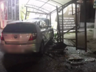 В Астрахани по вине 18-летней девушки иномарка разбомбила автобусную остановку