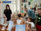 Как проходят мастер-классы "Рисовалки" в Астрахани