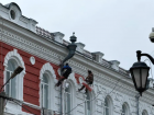 Астраханский инженер потребовал взятку за приемку крыши и был арестован