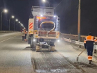 В Астрахани приступили к обновлению Нового моста: дорожники работают ночами