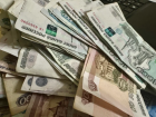 Врач из Астрахани перевел фиктивным сотрудникам ФСБ более 5 миллионов рублей