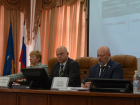 Глава Астрахани наградил членов антинаркотической комиссии за продуктивную работу