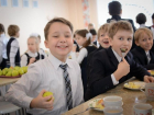Астраханские родители оценили питание в школьных столовых на 3,8 балла