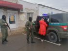 Астраханское УФСБ задержало женщин, помогавших иностранцам незаконно получать РВП