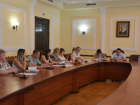 Трехсторонняя комиссия обсудила реализацию молодежной политики в Астрахани