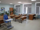 Астраханской школе закупили оборудование для ученицы с ОВЗ