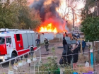 Крупный пожар в Трусовском районе Астрахани тушили около трёх часов