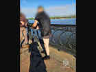 В Астрахани пожарные спасли мужчину от гибели в воде