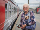 В 2023 году астраханские пенсионеры смогут путешествовать на поездах со скидкой 15%