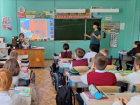 Школьникам в Астраханской области напомнили о правилах безопасности на железной дороге