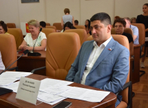 Астраханского депутата поймали в сауне с крупной партией синтетических наркотиков