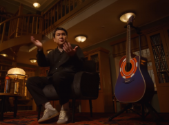 Астраханский комик Азамат Мусагалиев снялся в драмеди-сериале о себе