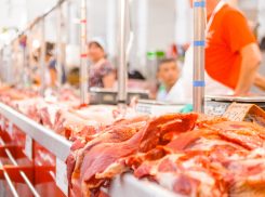 Как астраханец с Магнитом судился за лишнюю картошку и кость в свинине