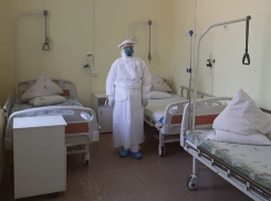 7 семейных очагов заражения: в Астраханской области переполнен ковидный госпиталь