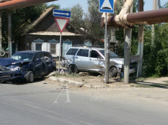 «Давненько уже там не бились»: в Астрахани произошло крупное ДТП