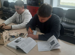 Девятиклассники из Астрахани проектируют умный дом для сельской местности