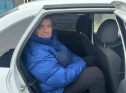 В аэропорту Минеральных Вод задержали астраханца, виновного в шести преступлениях