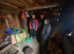 Астраханец спрятал 178 граммов наркотика во дворе частного дома
