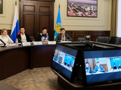Астраханская облдума поделилась с Народным Советом ЛНР опытом молодежной политики