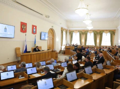 В астраханском правительстве обсудили пути к улучшению транспортной системы