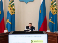 В 2022 году у астраханцев изъяли 16,5 тысяч литров незаконного алкоголя