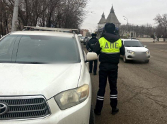 Пьяный астраханец во время погони врезался в полицейскую машину