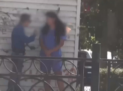 Астраханец под видом полицейского шантажировал женщину и заставил её заплатить 1 миллион рублей