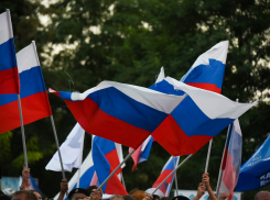 Игорь Мартынов поздравил астраханцев с Днем народного единства
