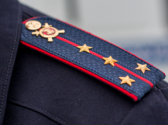 Пьяный астраханец ударил ногой полицейского 