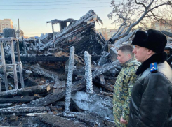 В Астрахани устанавливают причину пожара, унесшего жизни трех человек