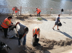 В Астрахани завершается всероссийский экологический субботник