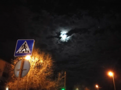 Две ночи подряд подросток устраивал беспредел в Ленинском районе Астрахани