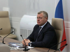 Игорь Бабушкин поздравил астраханцев с праздником Весны и Труда