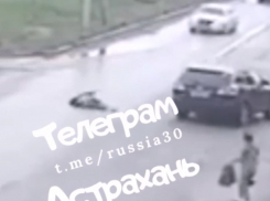 В Астрахани пьяный водитель сбил девушку на пешеходном переходе