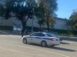 Астраханский госавтоинспектор стал жертвой нападения пешехода